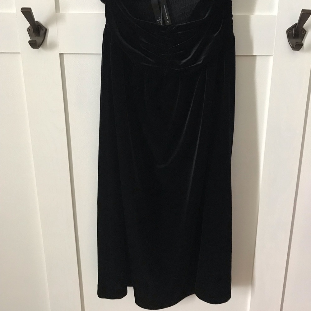 Strapless NWT velvet old navy dress.
